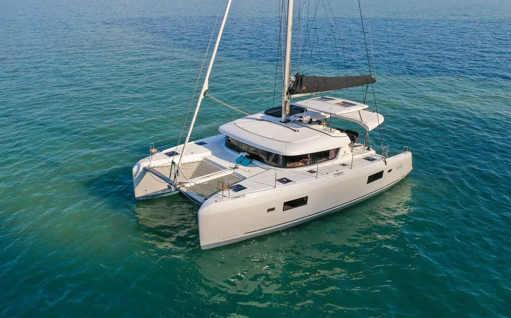 Lagoon 42 - Slowdown