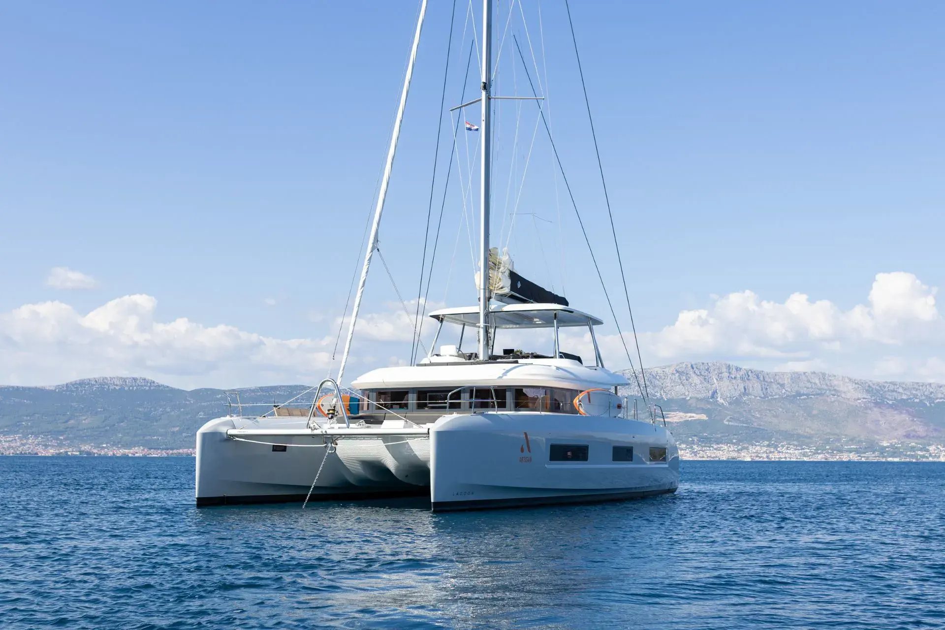 Luxus Katamaran Lagoon 55