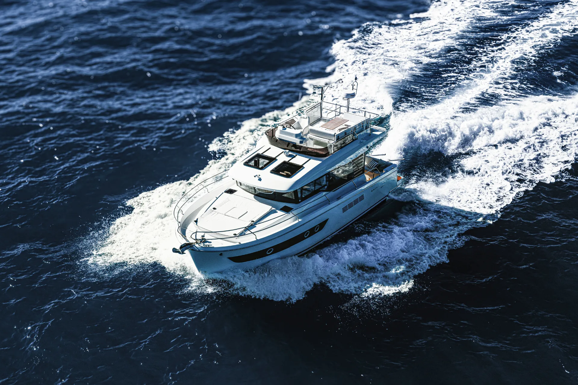 Swift Trawler 37 Fly - ZOE