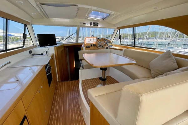 Adriana 36 Iris Sukosan