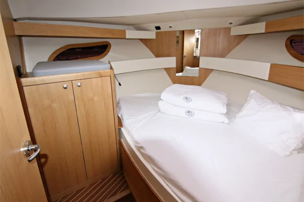 Adriana 36 Iris Sukosan