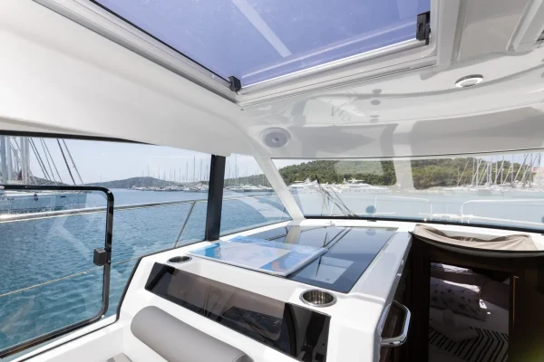 Antares 11 OB - Falcon