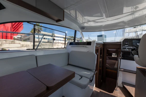 Antares 11 Fly - Desire Salon