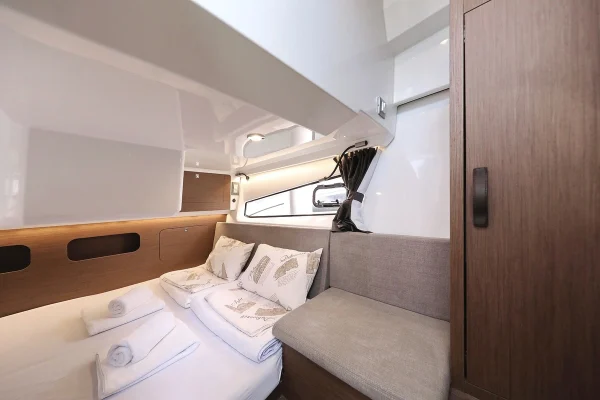 Antares 11 Fly OB - Tango