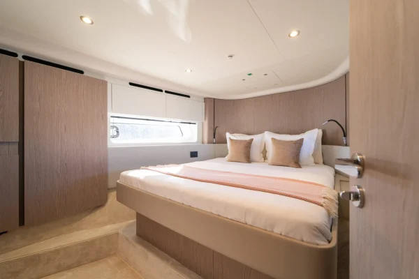 Azimut 53 Fly Nalu - Mastercabin