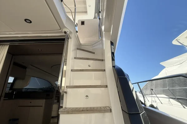 Azimut 53 Fly - White