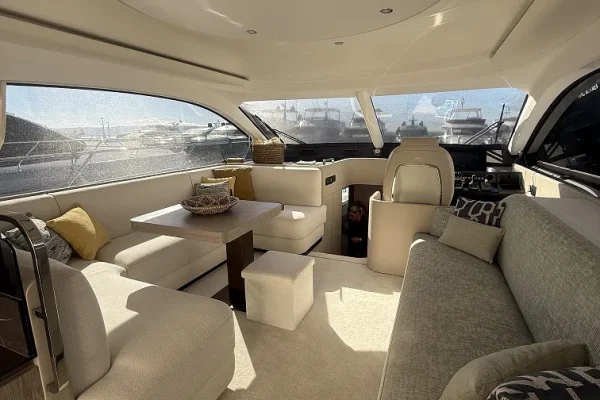 Azimut 53 Fly - White