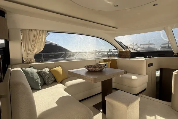 Azimut 53 Fly - White