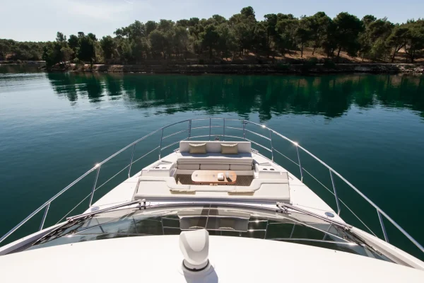 Azimut 60 Fly - Alibaba - Bug Sonnendeck