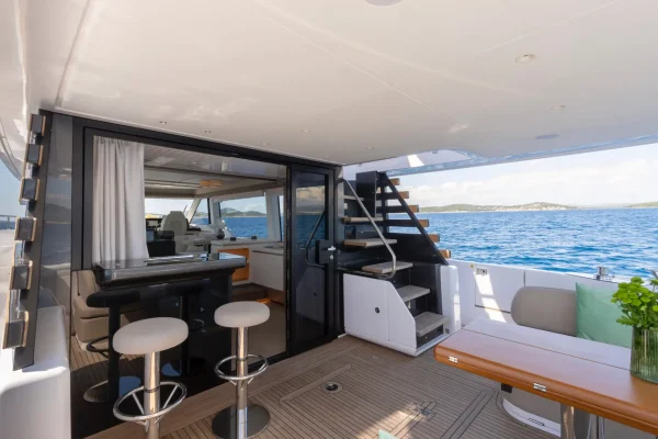 Azimut Magellano 60 - Olivia - Deck