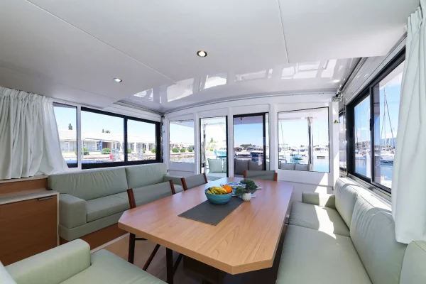 Catamaran: Bali 4.6 - Hermine