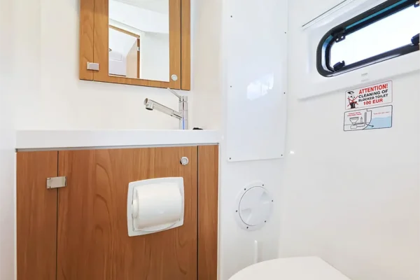 Catamaran: Bali 4.6 - Hermine