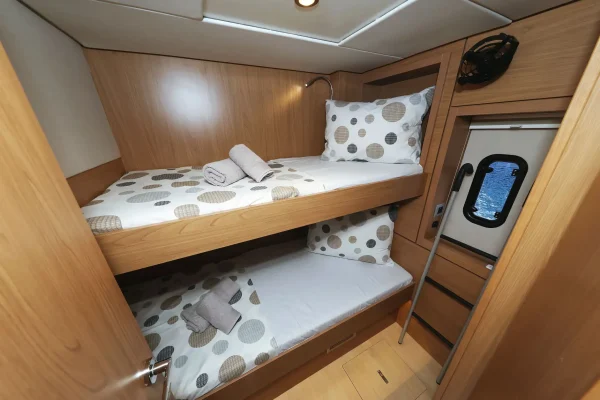 Catamaran: Bali 4.6 - Hermine