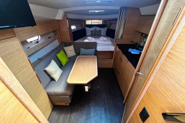 Bavaria 33 "Palermo" mieten