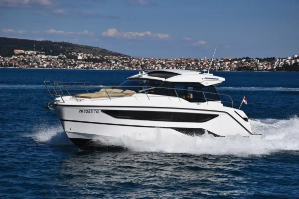 Bavaria 36 "Hannah" in Kroatien