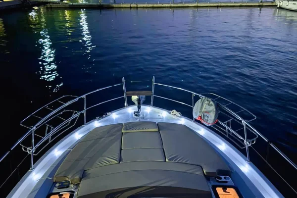 Bavaria Virtess 420 Fly - Lana