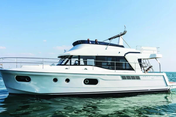 Motoryacht Charter in Šibenik: Swift Trawler 47 - Ocean dreamer