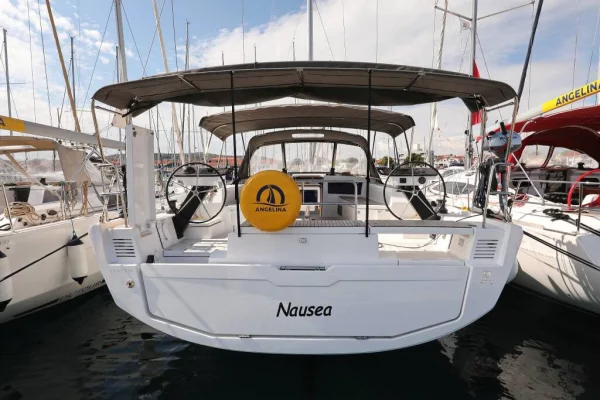 Segelboot in Vodice: Dufour 470 - Nausea