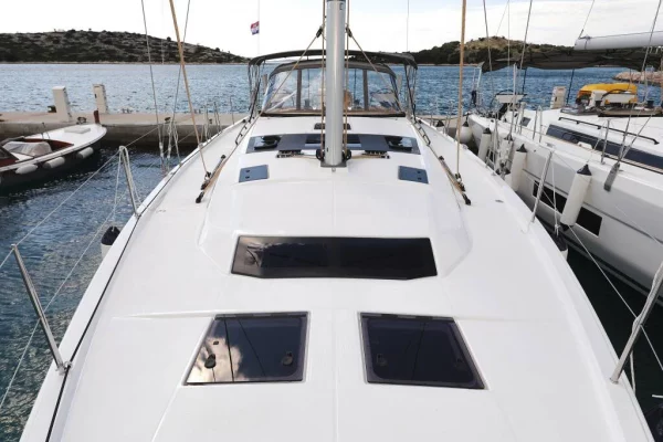 Segelboot in Vodice: Dufour 470 - Nausea
