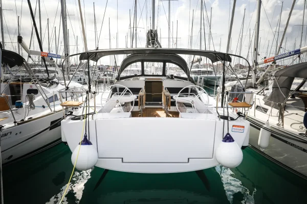 Segelboot mieten: Elan Impression 43 - Seppia