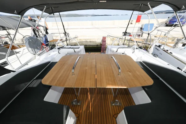 Elan Impression 43 Seppia Biograd