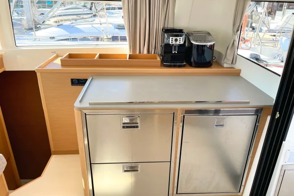 Excess 14 Arabella Sibenik