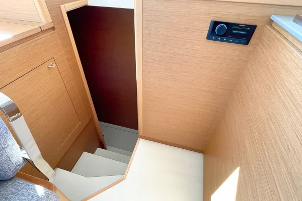 Excess 14 Arabella Sibenik