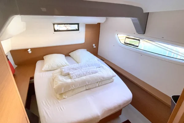 Excess 14 Arabella Sibenik