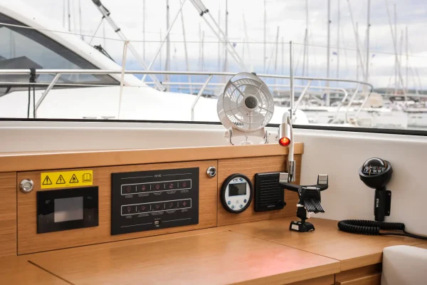 Excess 14 Windhunter Biograd