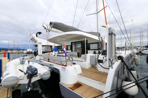 Katamaran mieten: Excess 14 - Windhunter