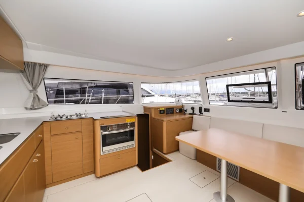 Excess 14 Windhunter Biograd