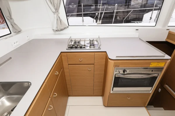 Excess 14 Windhunter Biograd