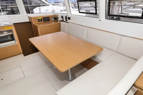 Excess 14 Windhunter Biograd