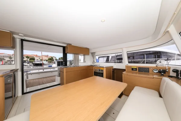 Excess 14 Windhunter Biograd