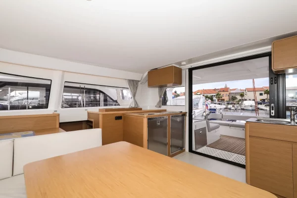 Excess 14 Windhunter Biograd