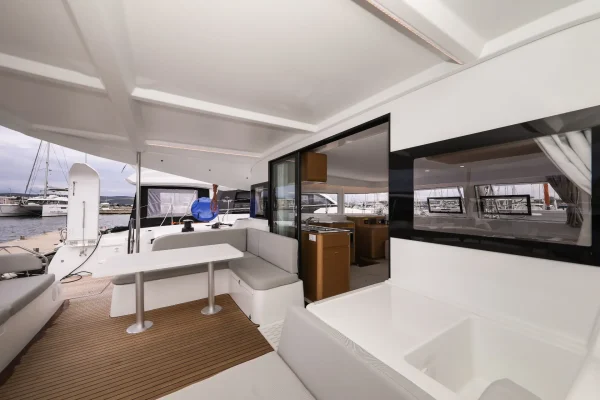 Excess 14 Windhunter Biograd