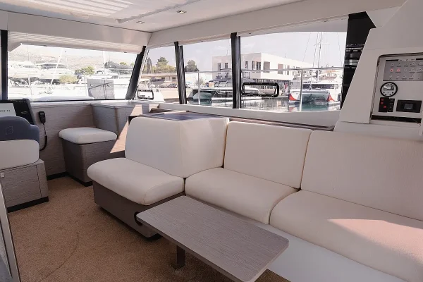 Fountaine Pajot MY4.S „Dana“