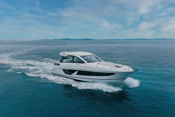 Gran Turismo 41 zum mieten