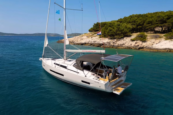 Segelboot mieten Šibenik: Hanse 410 - Mare Sol