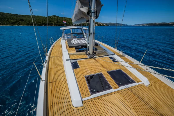 Luxus und Segeln in Trogir: Hanse 588 - Oceanelle