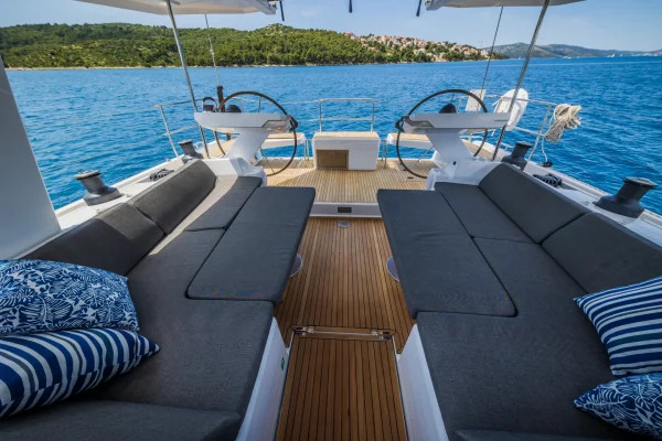 Luxus und Segeln in Trogir: Hanse 588 - Oceanelle