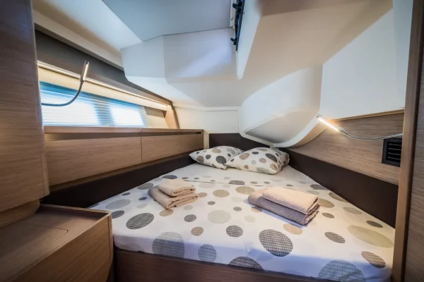Luxus und Segeln in Trogir: Hanse 588 - Oceanelle