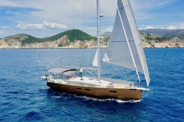 Luxus Yachtcharter: Jeanneau 51 - Katrina