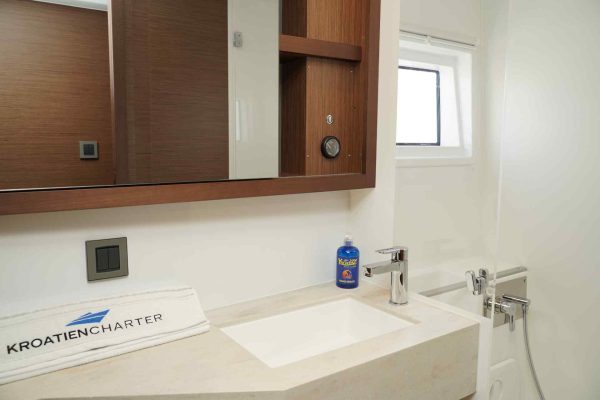 Katamaran Lagoon 46 "Kari" - Kroatien