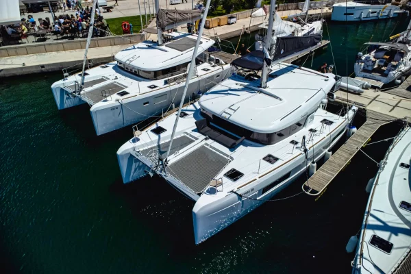 Katamaran Charter: Lagoon 40 - Duplo II