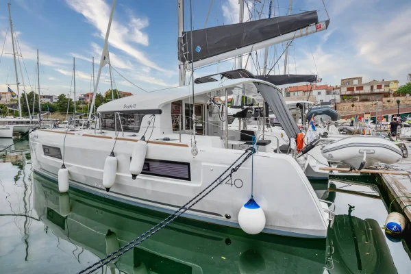 Katamaran Chartern in Kroatien