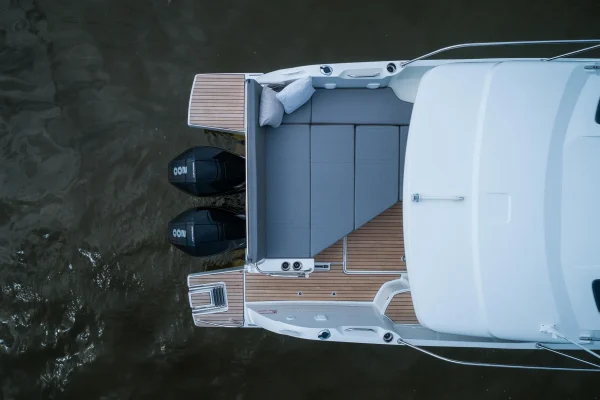 Bootscharter Biograd: Antares 9 OB - Ana