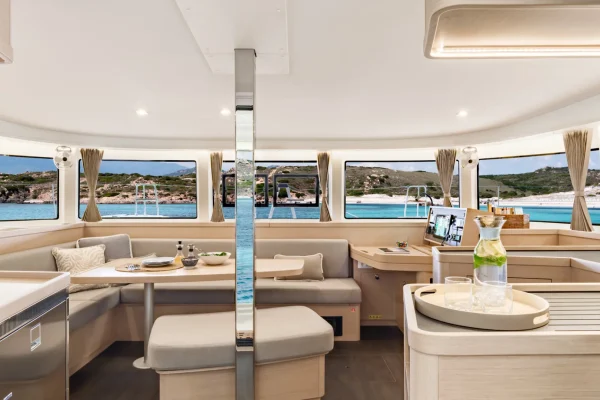 Lagoon 42 - Lady Aurora