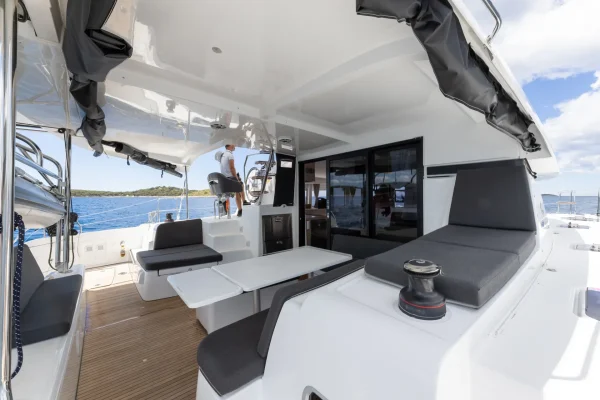 Lagoon 42 - Lady Aurora