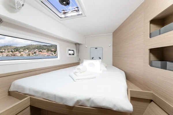 Lagoon 42 - Lady Aurora